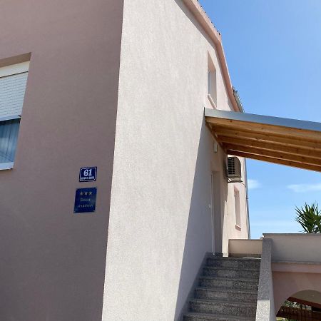 Three Bedroom Apartment Between Trogir And Split Kaštela Extérieur photo