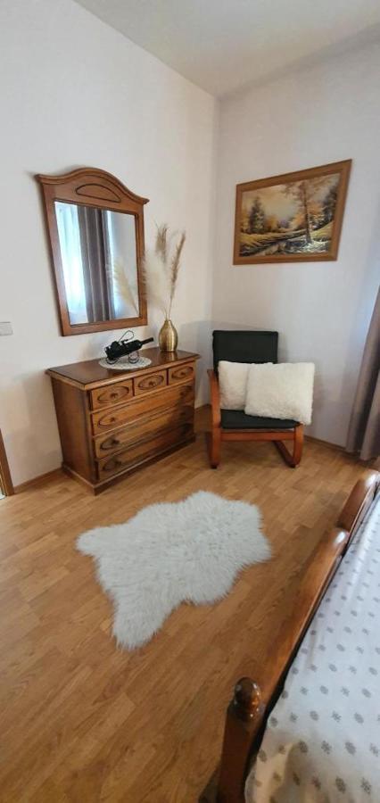 Three Bedroom Apartment Between Trogir And Split Kaštela Extérieur photo